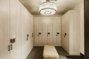 Use Ski Lockers To Store Your Golf Clubs When You Stay With US